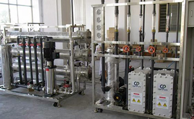 我司生產的超純水設備出水水質符合美國ASTM純水水質標準、我國電子工業部電子級水質技術標準（18MΩ.cm、15MΩ.cm、10MΩ.cm、2MΩ.cm、0.5MΩ.cm五級標準）、我國電子工業部高純水水質試行標準、美國半導體工業用純水指標、日本集成電路水質標準、國內外大規模集成電路水質標準。